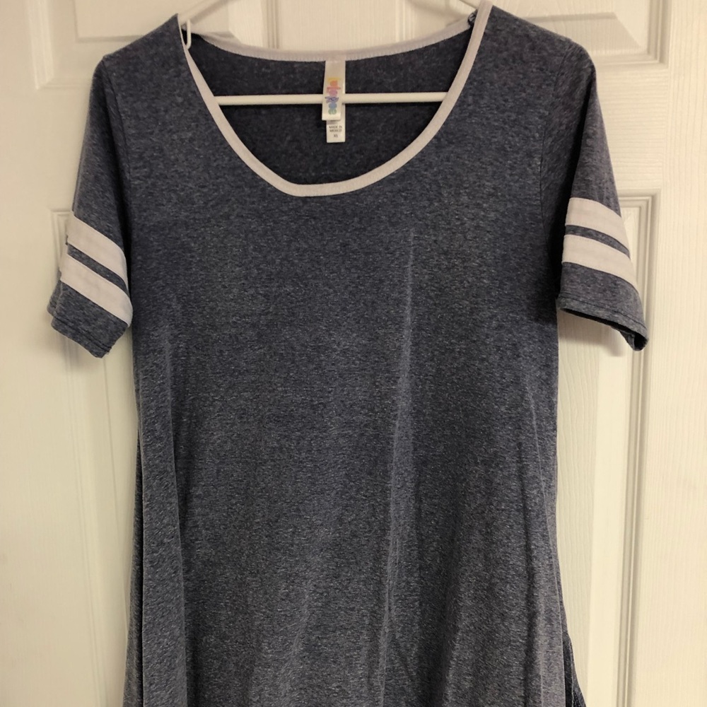 LuLaRoe perfect tee